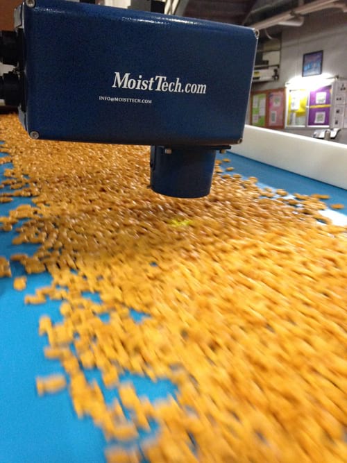 IR3000F Goldfish Cracker Moisture